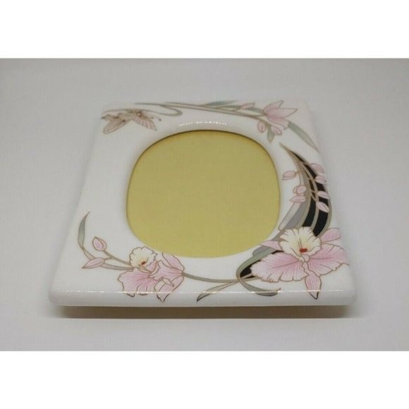 Vintage Ceramic Picture Frame Decorative Photo Frame Made in Japan 5 1/4x3 3/4 - Picture 5 of 12